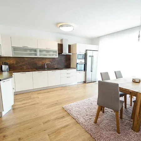 Elite House Willa Moravany nad Váhom