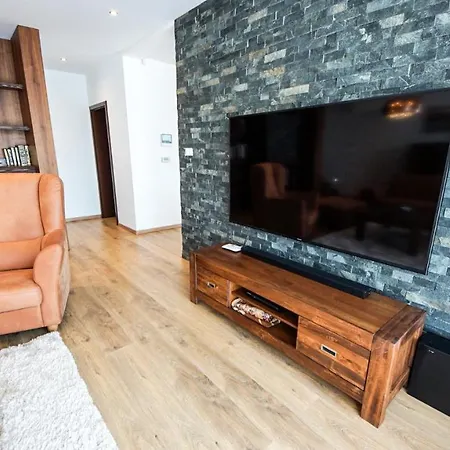 Elite House Moravany nad Váhom