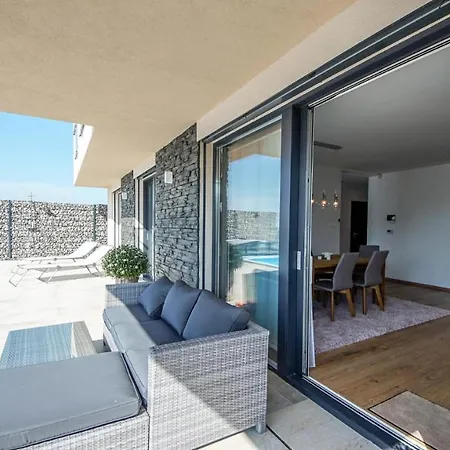 Elite House Moravany nad Váhom