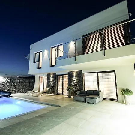 Elite House * Moravany nad Váhom