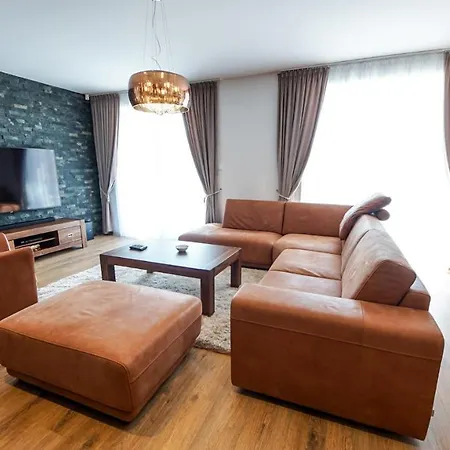 فيلة Elite House *